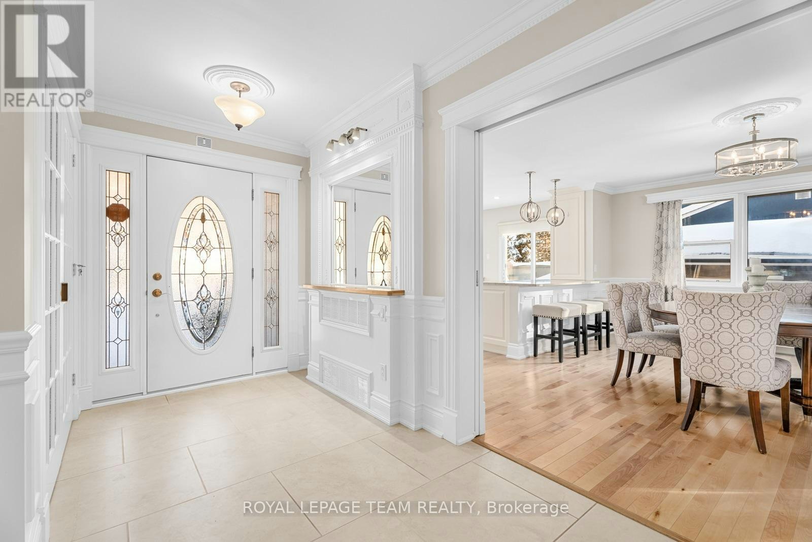 235 Hemlock Road, Ottawa, ON, K1M 1K4 - 3