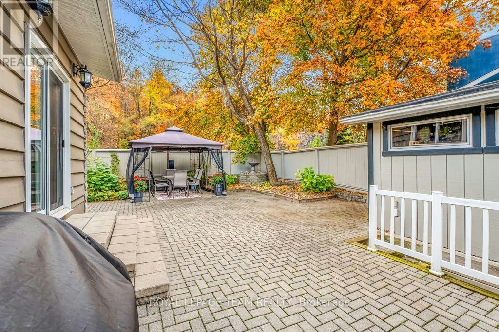 235 Hemlock Road, Ottawa, ON, K1M 1K4 - 40