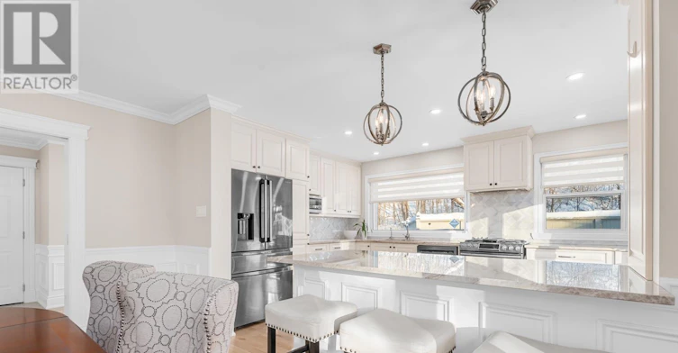235 Hemlock Road, Ottawa, ON, K1M 1K4 - 8