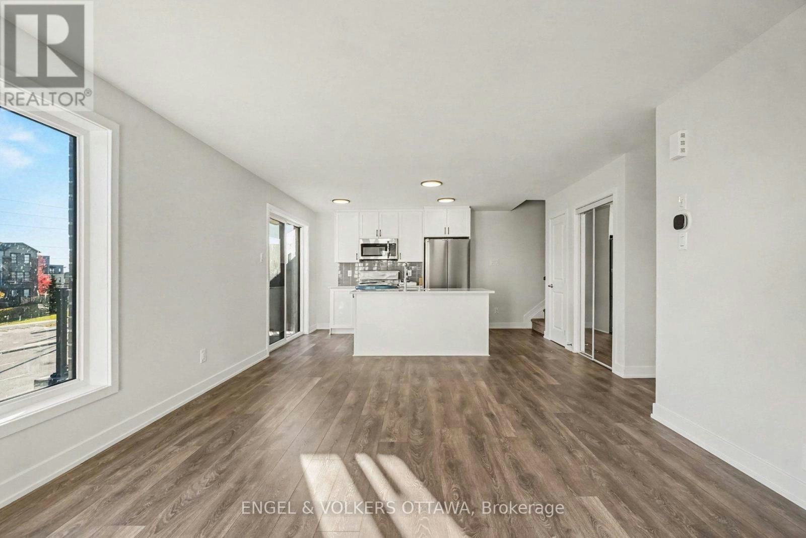 27-201 Glenroy Gilbert Drive, Ottawa, ON, K2J 7N7 - 3