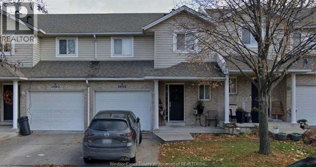 1664 Fieldcrest Lane, Tecumseh, ON, N8N 4Z8