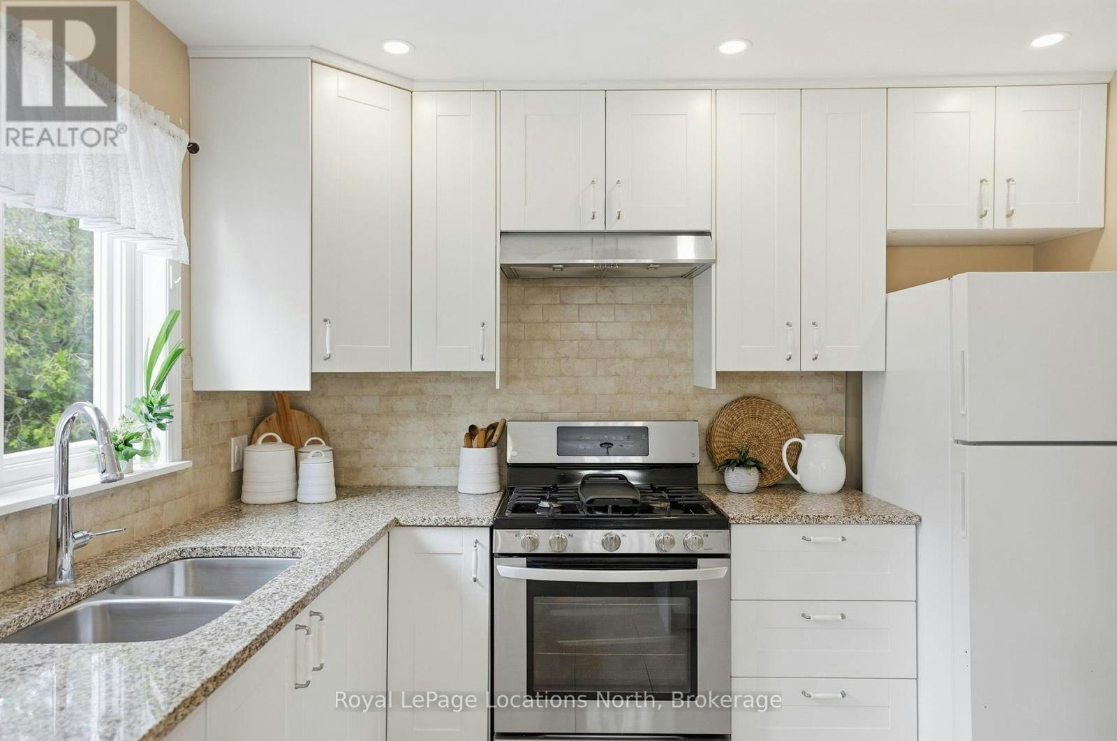 27 York Street, Collingwood, ON, L9Y 3Z1 - 22