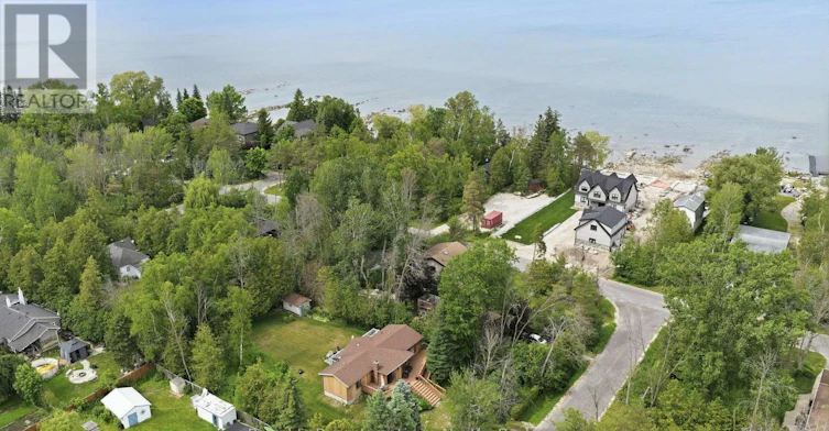 27 York Street, Collingwood, ON, L9Y 3Z1 - 3