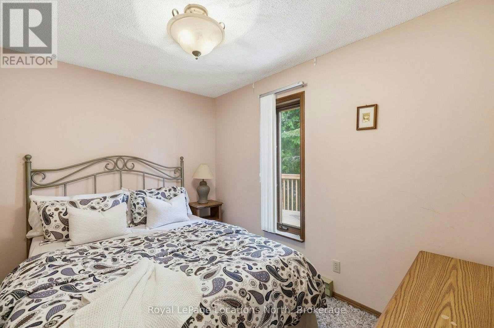 27 York Street, Collingwood, ON, L9Y 3Z1 - 29