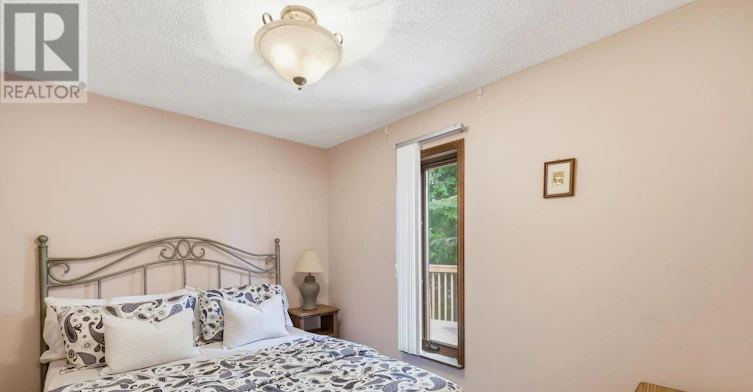 27 York Street, Collingwood, ON, L9Y 3Z1 - 29