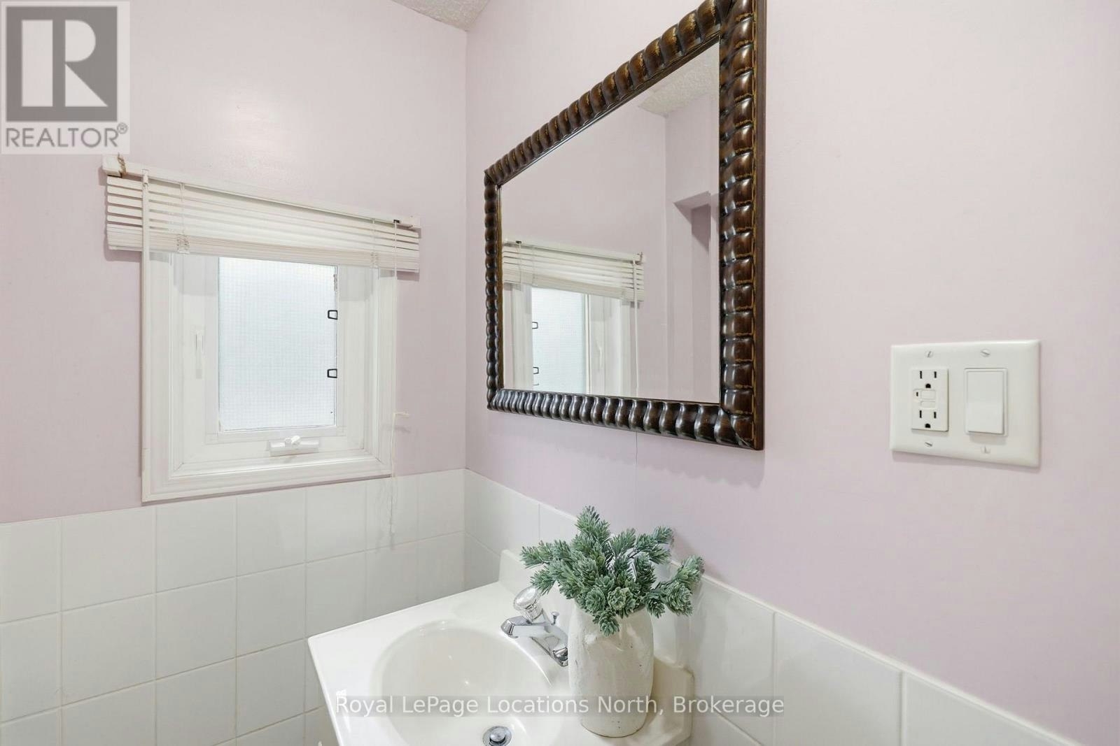 27 York Street, Collingwood, ON, L9Y 3Z1 - 32