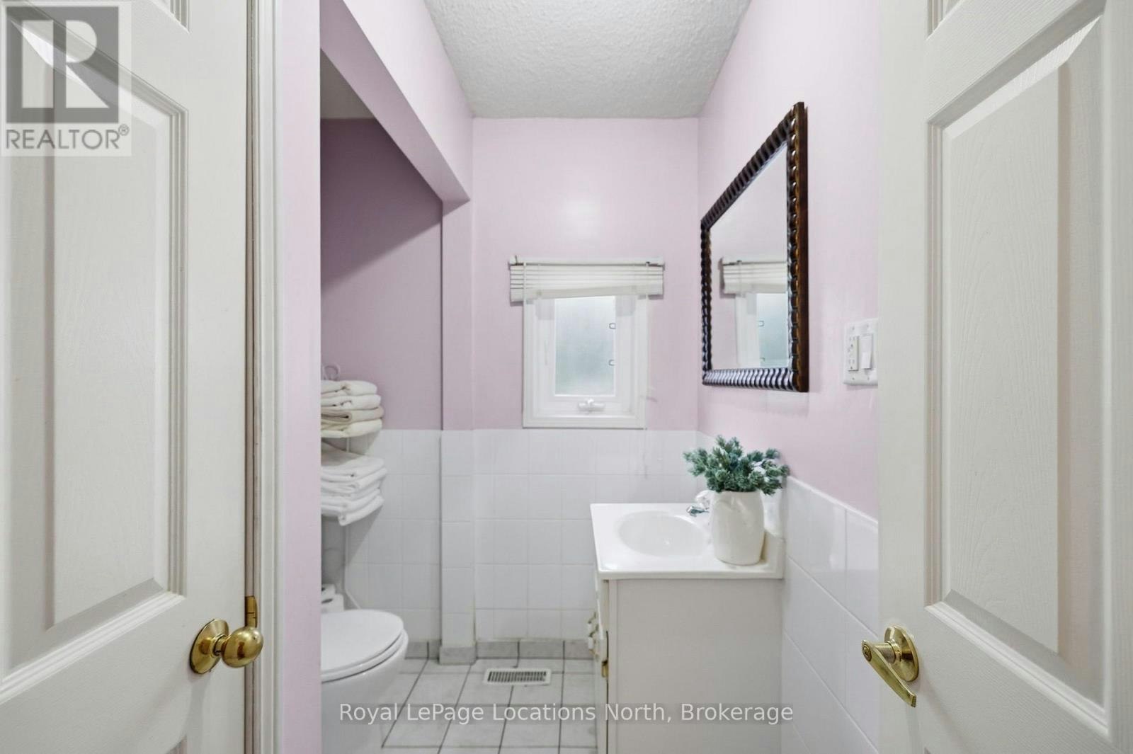 27 York Street, Collingwood, ON, L9Y 3Z1 - 33