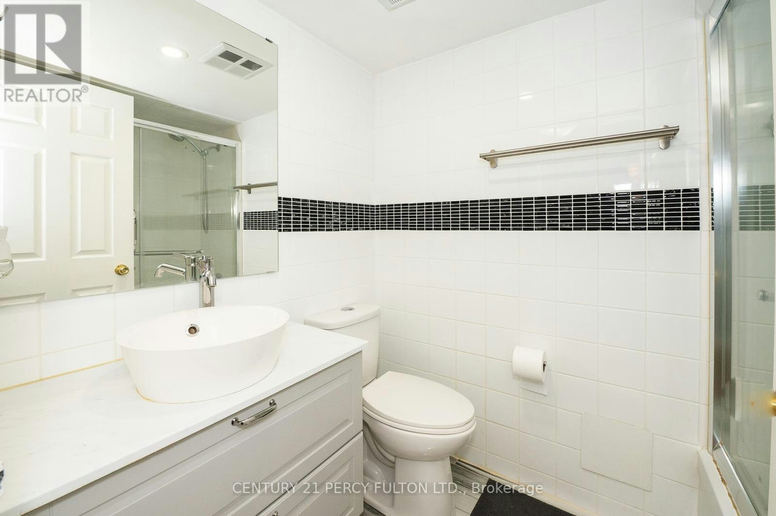 1805-5 Concorde Place, Toronto, ON, M3C 3M8 - 13