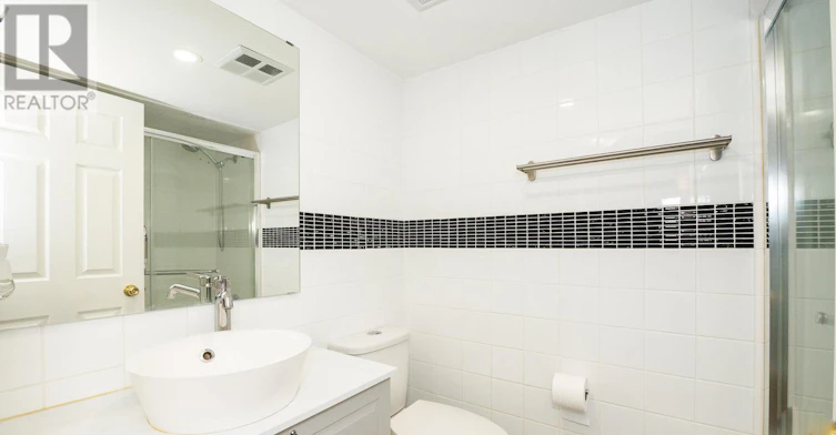 1805-5 Concorde Place, Toronto, ON, M3C 3M8 - 13