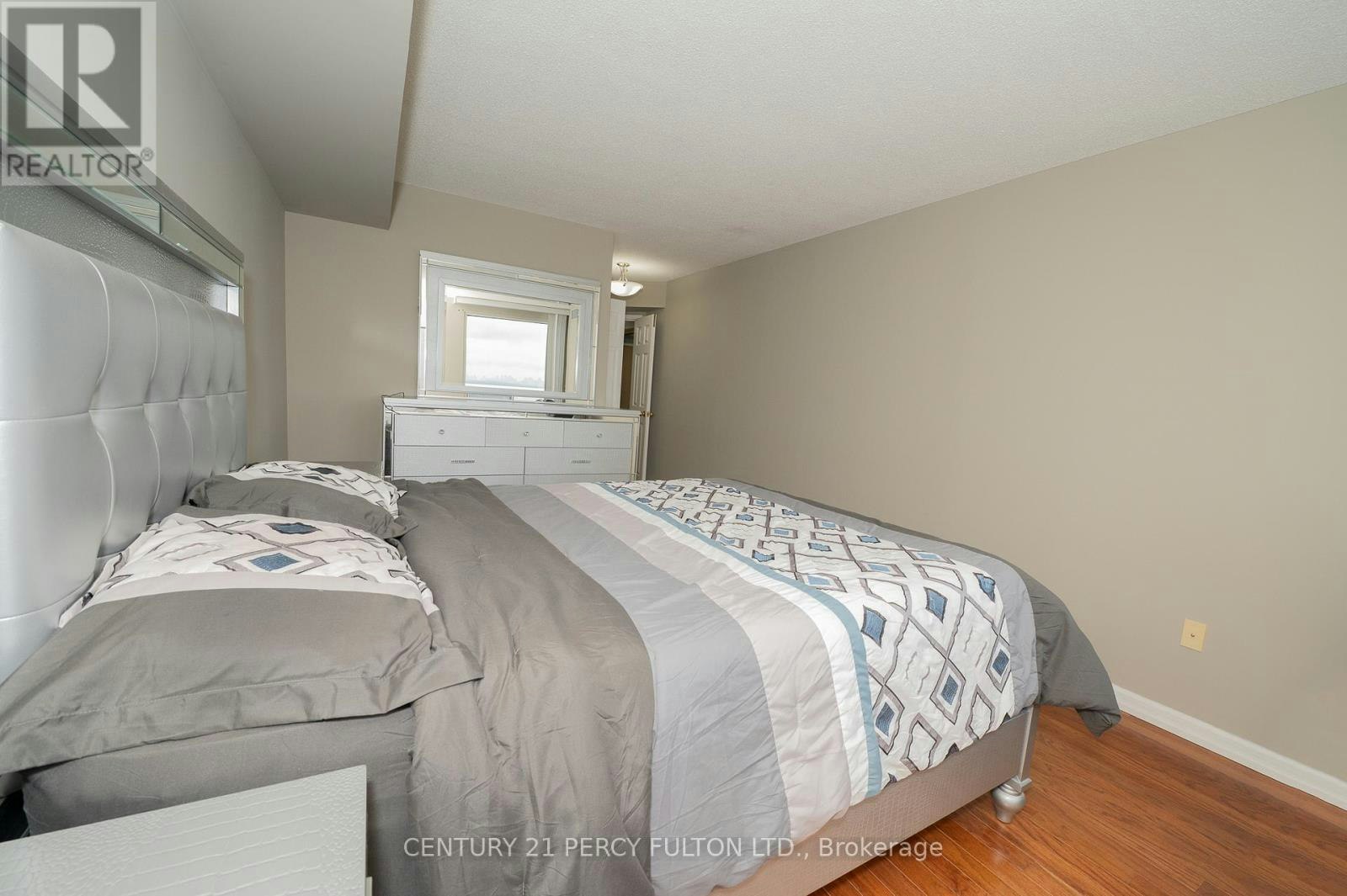 1805-5 Concorde Place, Toronto, ON, M3C 3M8 - 18