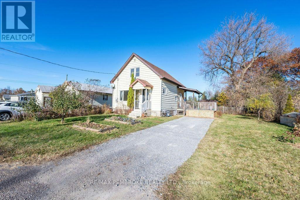 445 Thompson Street, Pembroke, ON, K8A 3S2