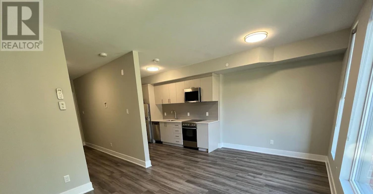 204-1295 Summerville Avenue, Ottawa, ON, K1Z 8G7 - 10