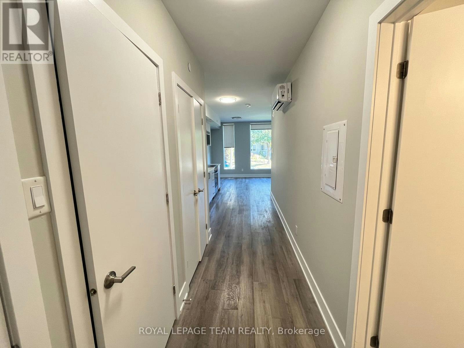 204-1295 Summerville Avenue, Ottawa, ON, K1Z 8G7 - 2