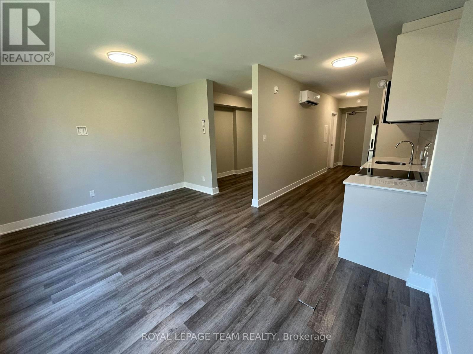 204-1295 Summerville Avenue, Ottawa, ON, K1Z 8G7 - 11