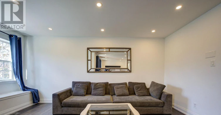 UPPER-7 Hawtin Lane, Aurora, ON, L4G 7L4 - 12