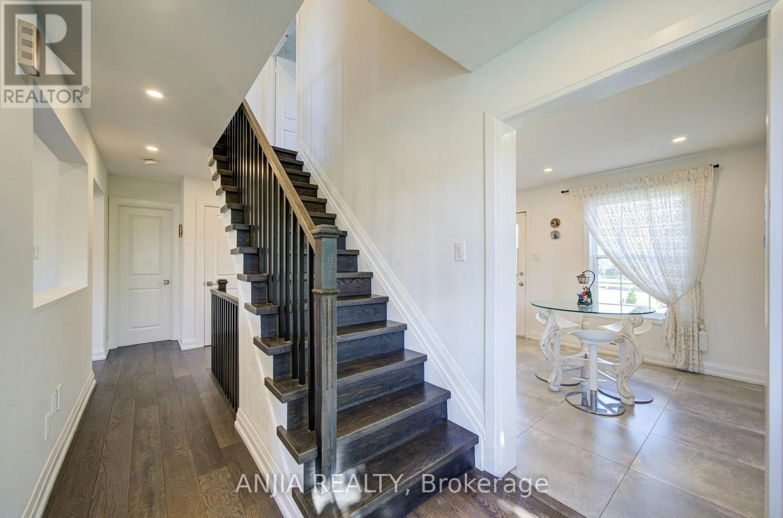 UPPER-7 Hawtin Lane, Aurora, ON, L4G 7L4 - 21