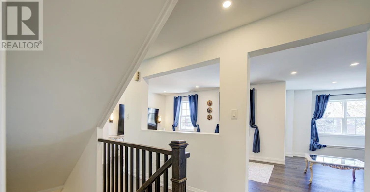 UPPER-7 Hawtin Lane, Aurora, ON, L4G 7L4 - 7
