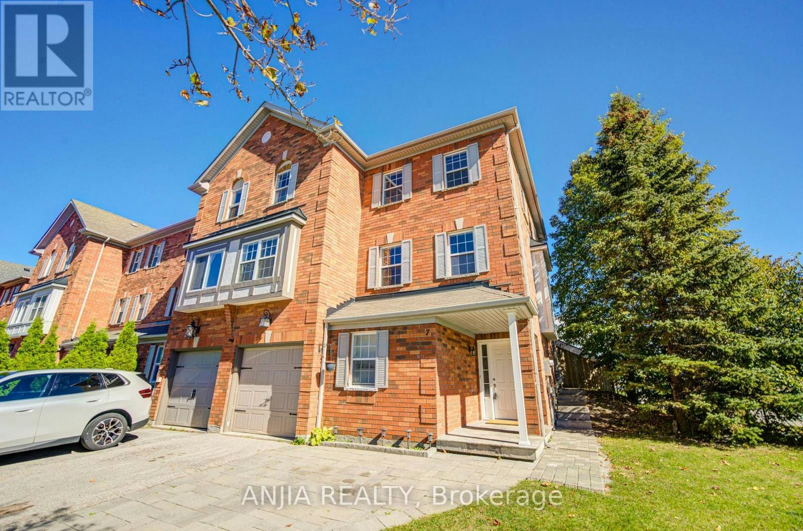 UPPER-7 Hawtin Lane, Aurora, ON, L4G 7L4 - 2
