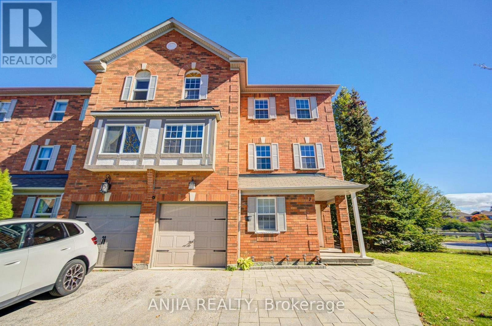 UPPER-7 Hawtin Lane, Aurora, ON, L4G 7L4 - 3