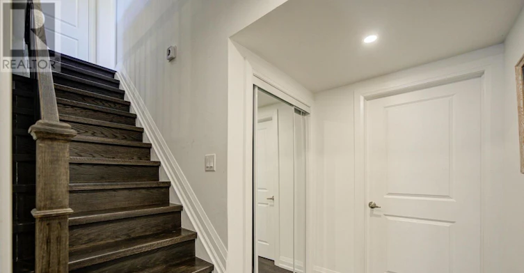 UPPER-7 Hawtin Lane, Aurora, ON, L4G 7L4 - 6