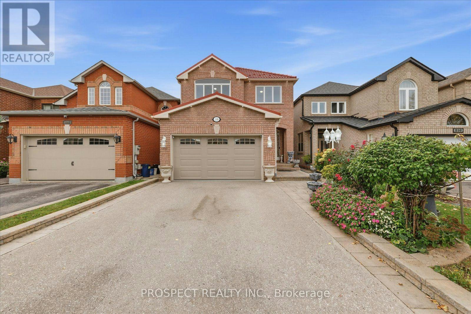 218 Sylwood Crescent, Vaughan, ON, L6A 2P9