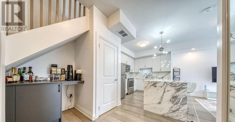 D-803-5289 7 Highway, Vaughan, ON, L4L 0J1 - 4
