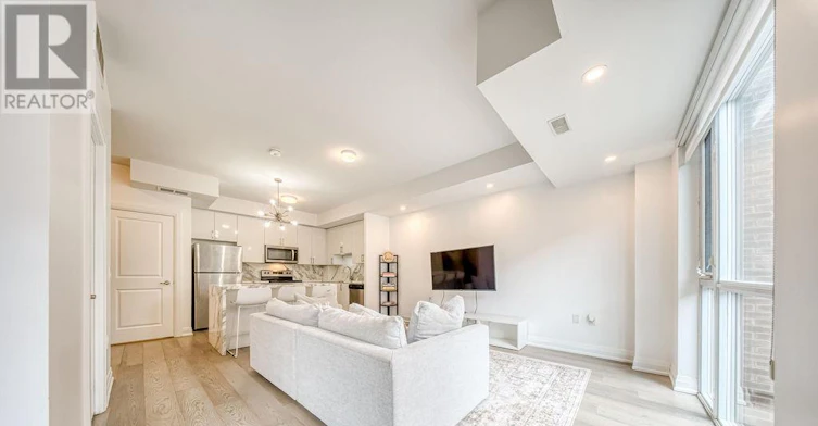 D-803-5289 7 Highway, Vaughan, ON, L4L 0J1 - 11