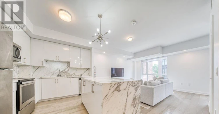 D-803-5289 7 Highway, Vaughan, ON, L4L 0J1 - 5