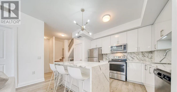 D-803-5289 7 Highway, Vaughan, ON, L4L 0J1 - 7