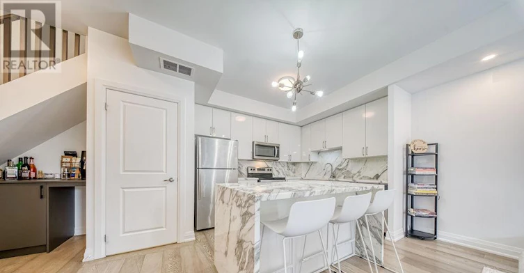 D-803-5289 7 Highway, Vaughan, ON, L4L 0J1 - 6