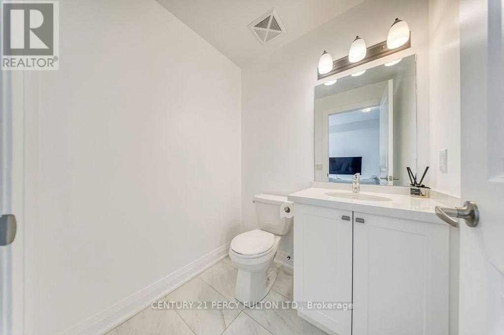 D-803-5289 7 Highway, Vaughan, ON, L4L 0J1 - 18