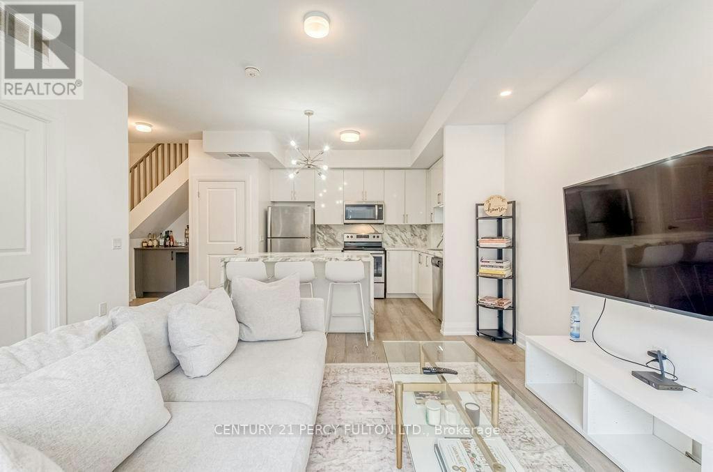 D-803-5289 7 Highway, Vaughan, ON, L4L 0J1 - 12