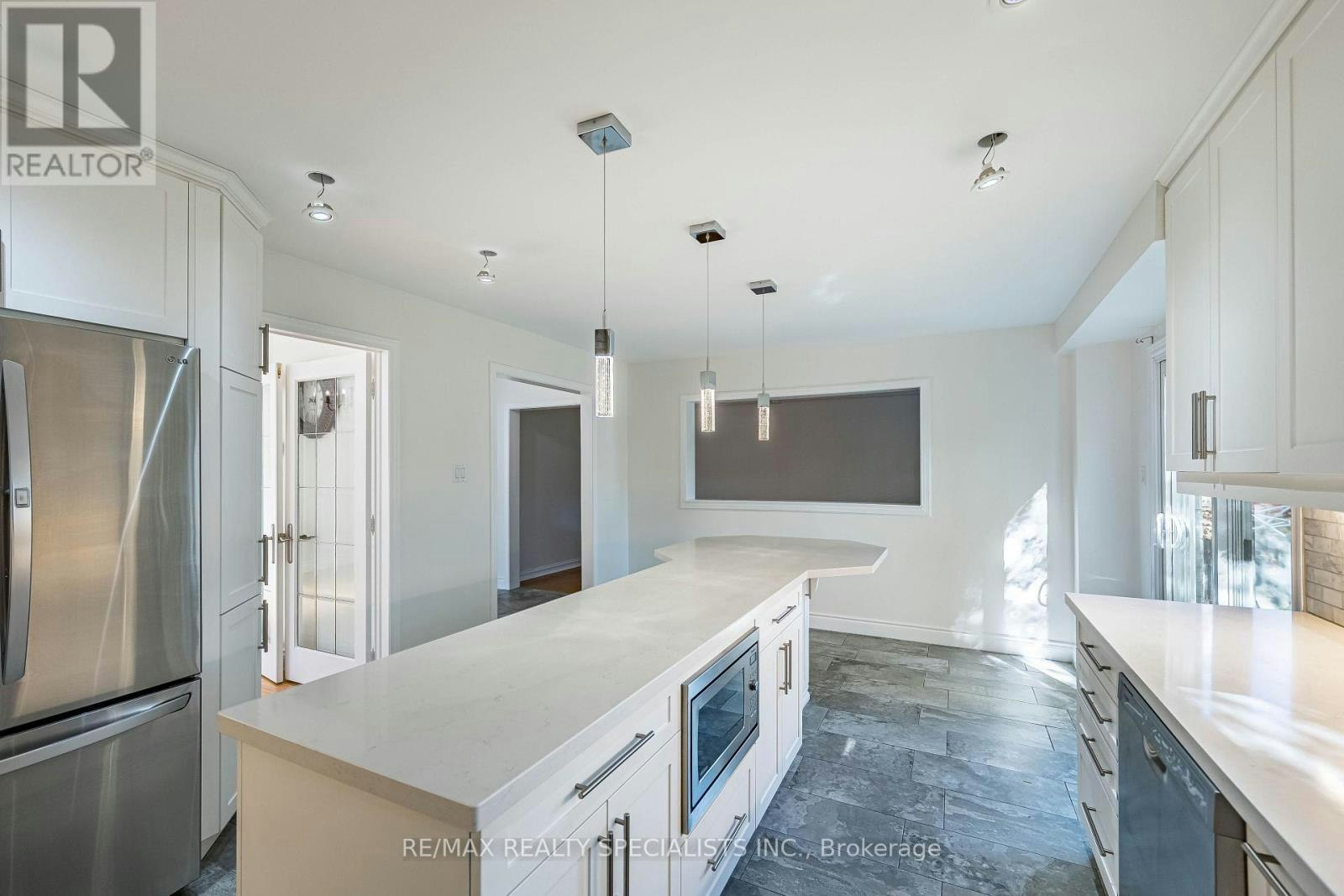 MAIN & 2ND-3166 Shadetree Drive, Mississauga, ON, L5N 6P3 - 18