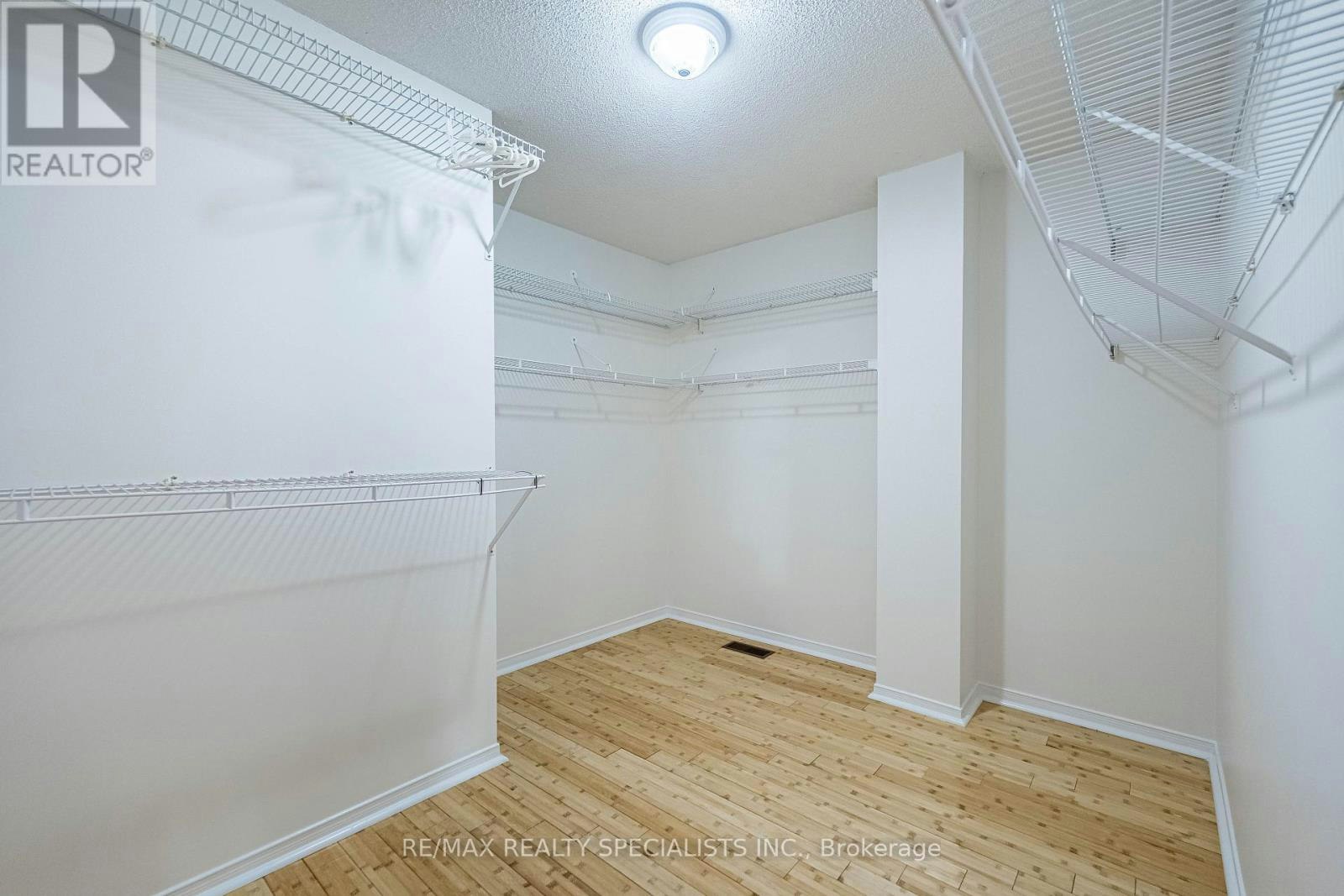 MAIN & 2ND-3166 Shadetree Drive, Mississauga, ON, L5N 6P3 - 35