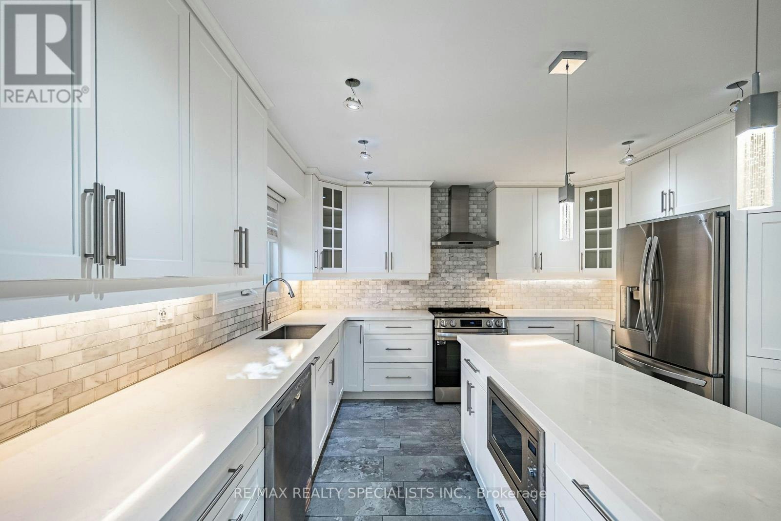 MAIN & 2ND-3166 Shadetree Drive, Mississauga, ON, L5N 6P3 - 20