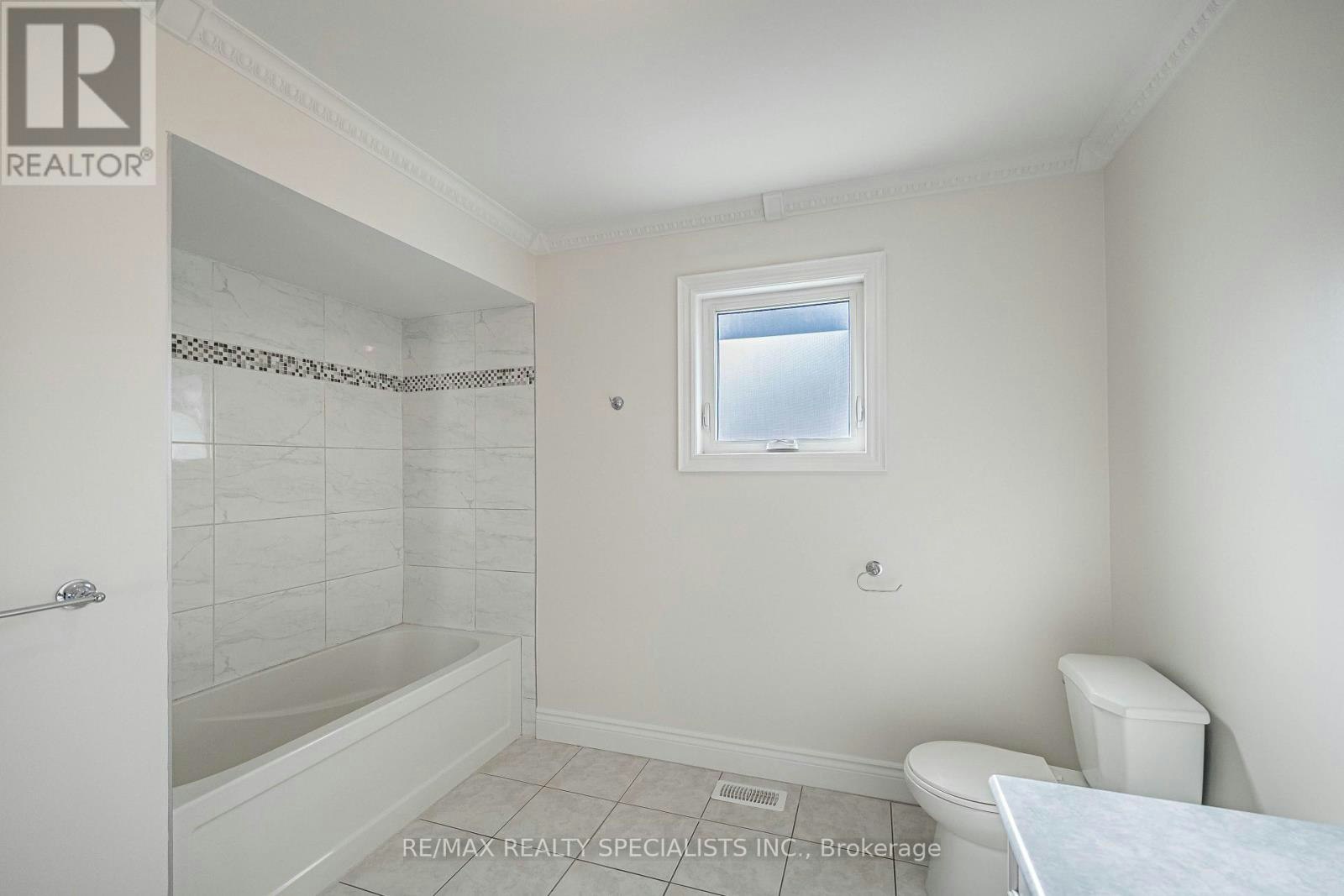 MAIN & 2ND-3166 Shadetree Drive, Mississauga, ON, L5N 6P3 - 37