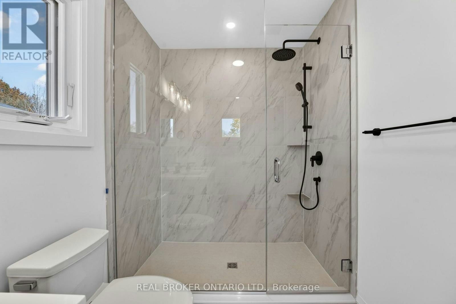 8735 Harlyn Common, Niagara Falls, ON, L2G 0E4 - 28