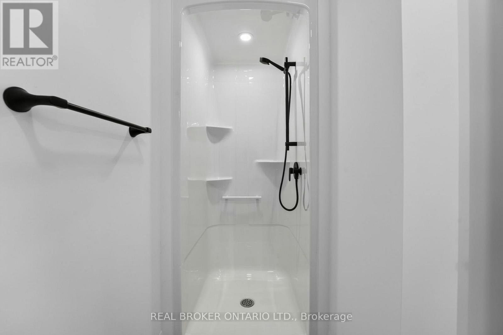 8735 Harlyn Common, Niagara Falls, ON, L2G 0E4 - 20
