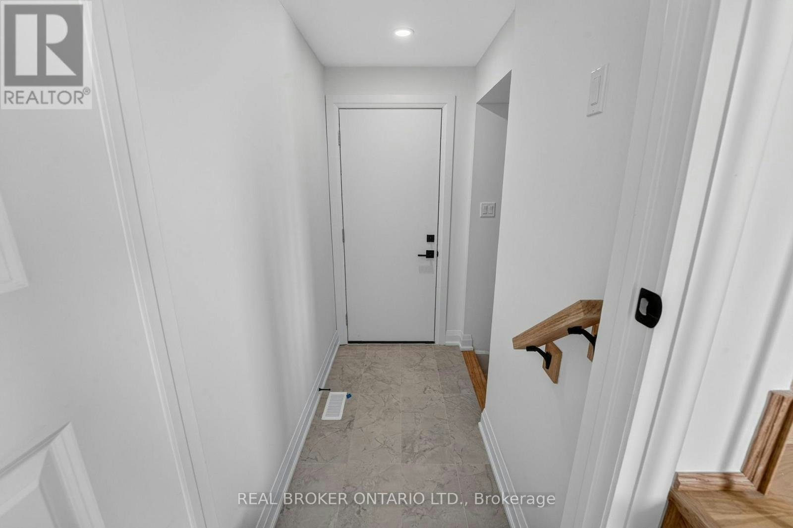 8735 Harlyn Common, Niagara Falls, ON, L2G 0E4 - 39