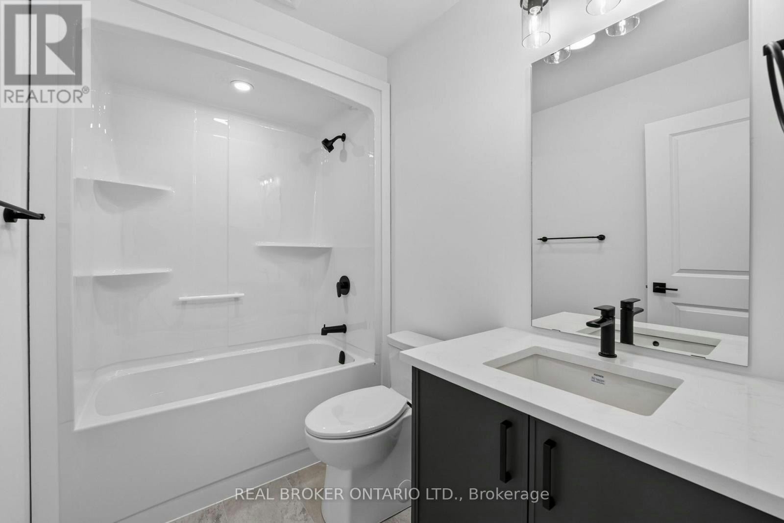 8735 Harlyn Common, Niagara Falls, ON, L2G 0E4 - 34