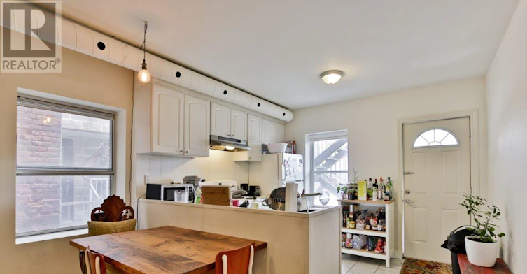 1504 Dundas Street W, Toronto, ON, M6K 1T5 - 2