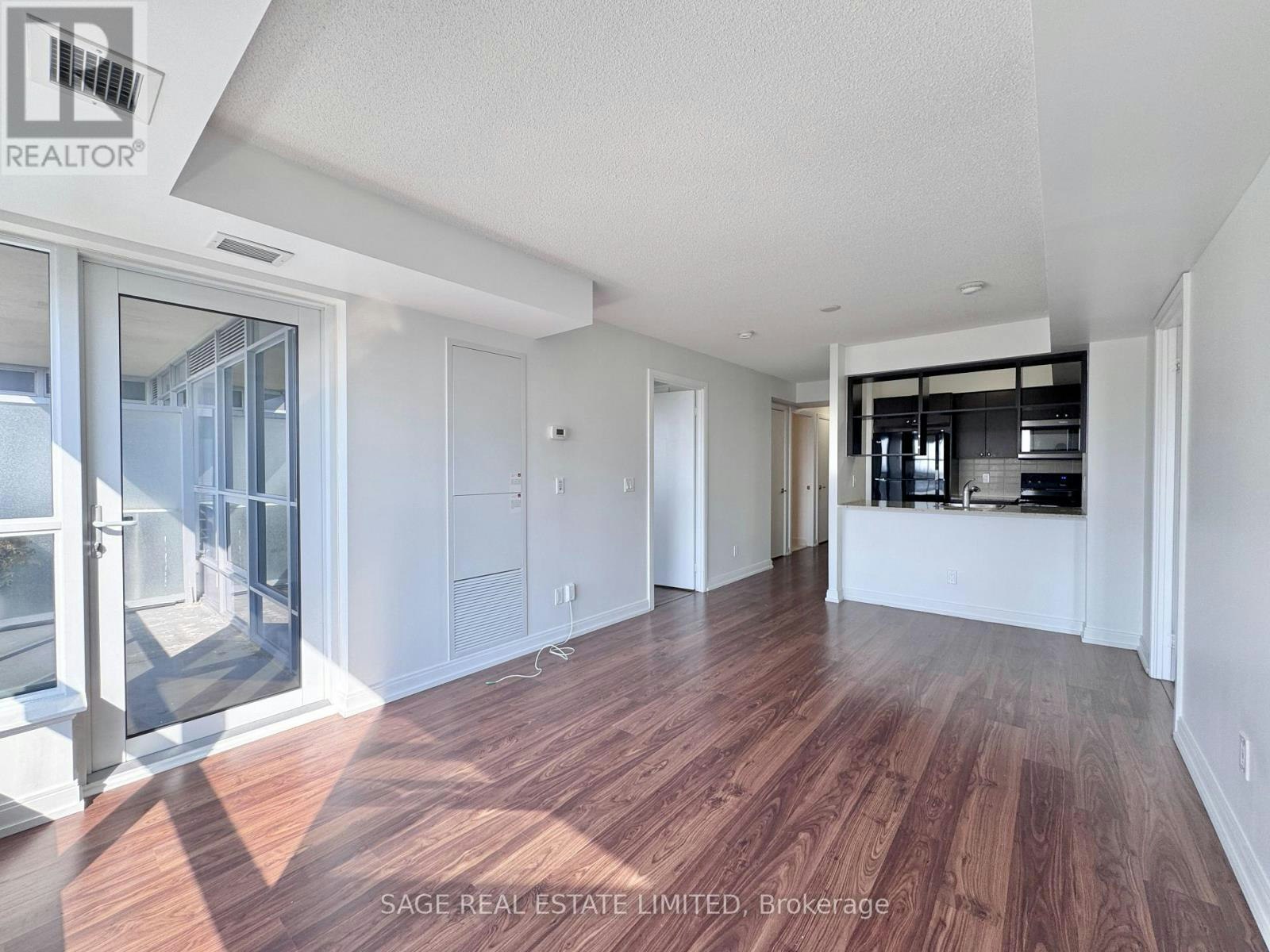 2415-181 Village Green Square, Toronto, ON, M1S 0K6
