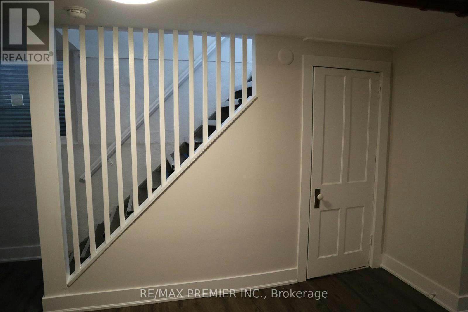 0 (BSMT-79 Wellington Street E, Barrie, ON, L4M 2C3 - 7