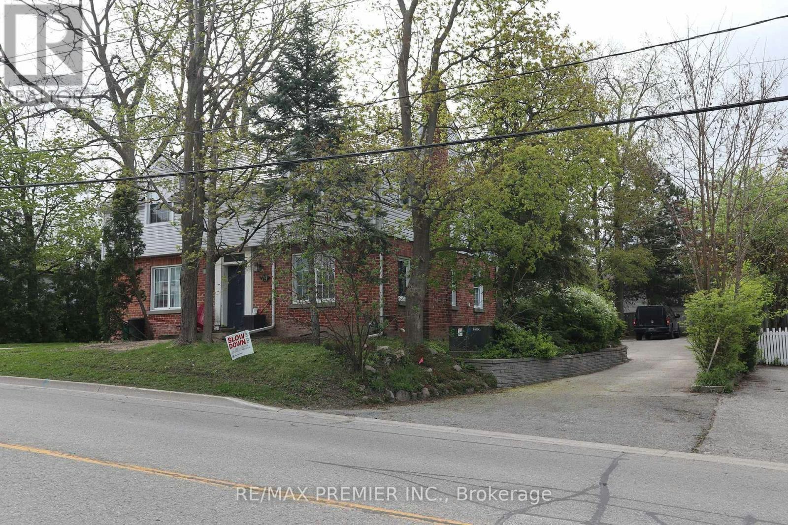0 (BSMT-79 Wellington Street E, Barrie, ON, L4M 2C3 - 2