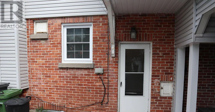 0 (BSMT-79 Wellington Street E, Barrie, ON, L4M 2C3 - 5