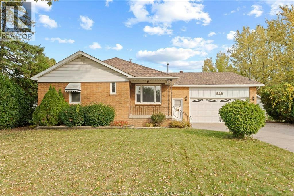 990 Scofield Avenue, Windsor, ON, N9G 1L7