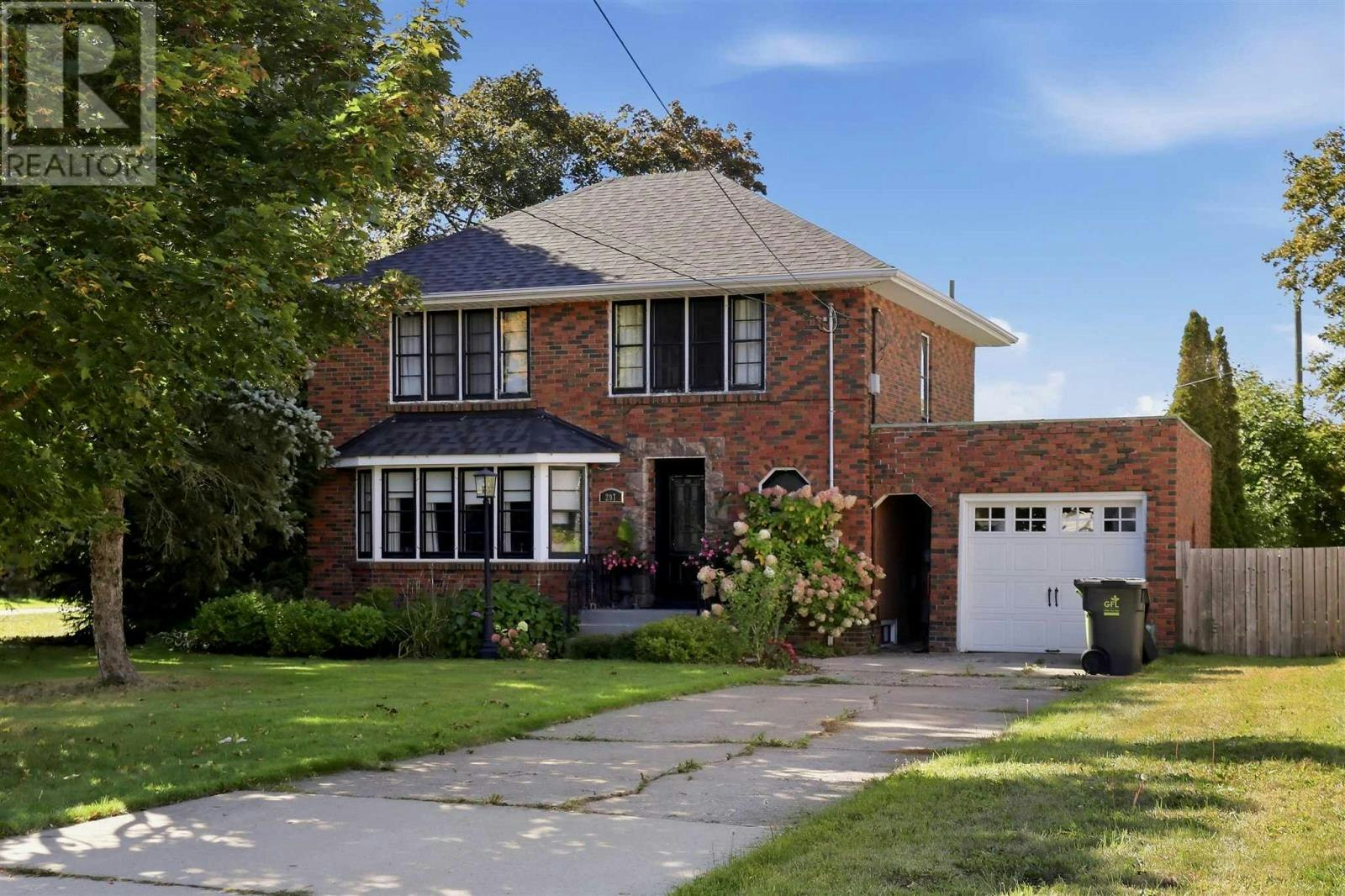 297 Mcgregor Avenue, Sault Ste. Marie, ON, P6A 3X3