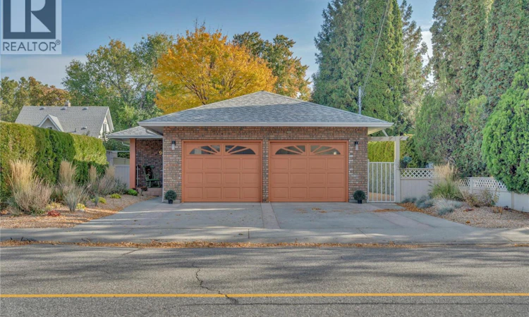 930 Moosejaw Street