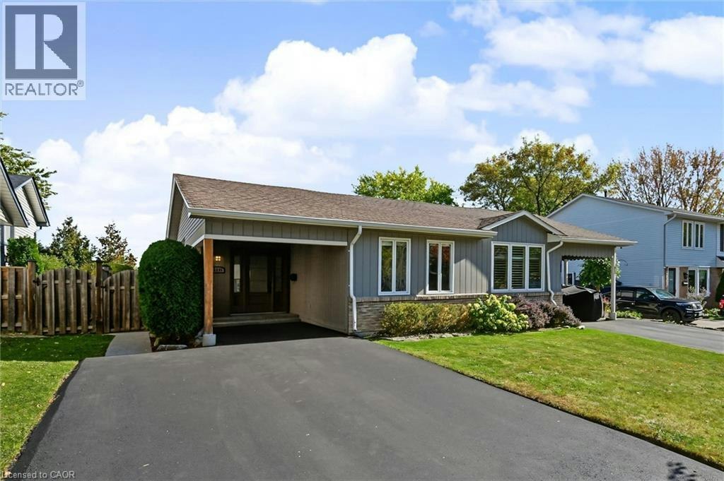2355 Middlesmoor Crescent, Burlington, ON, L7P 3X4
