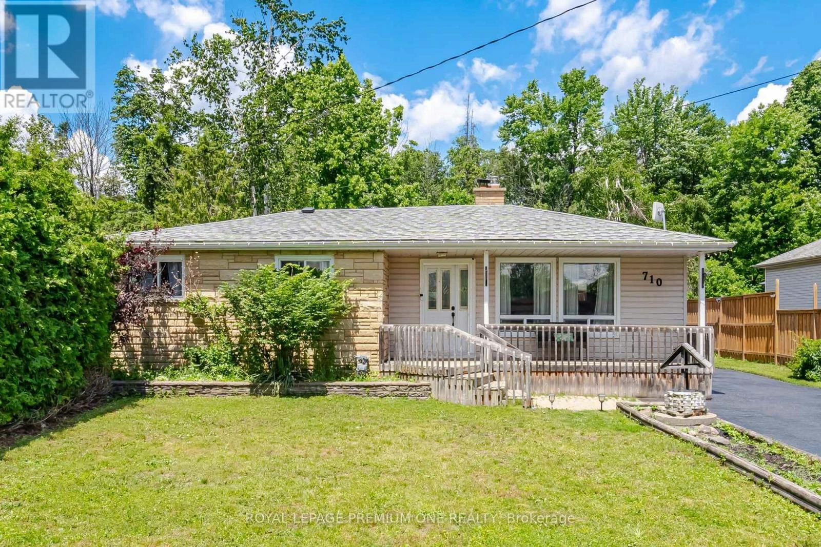 710 Rose Lane, Innisfil, ON, L9S 2H4